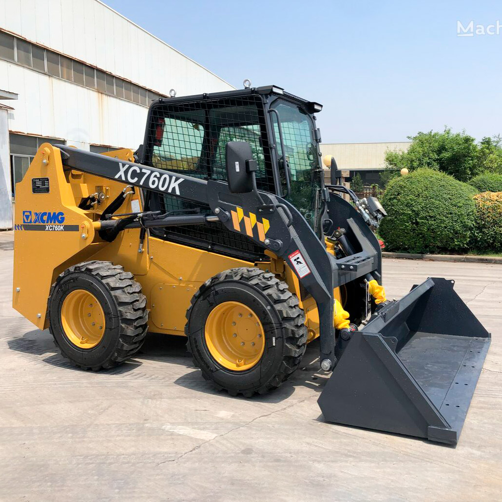 Мини погрузчик XCMG XC760K